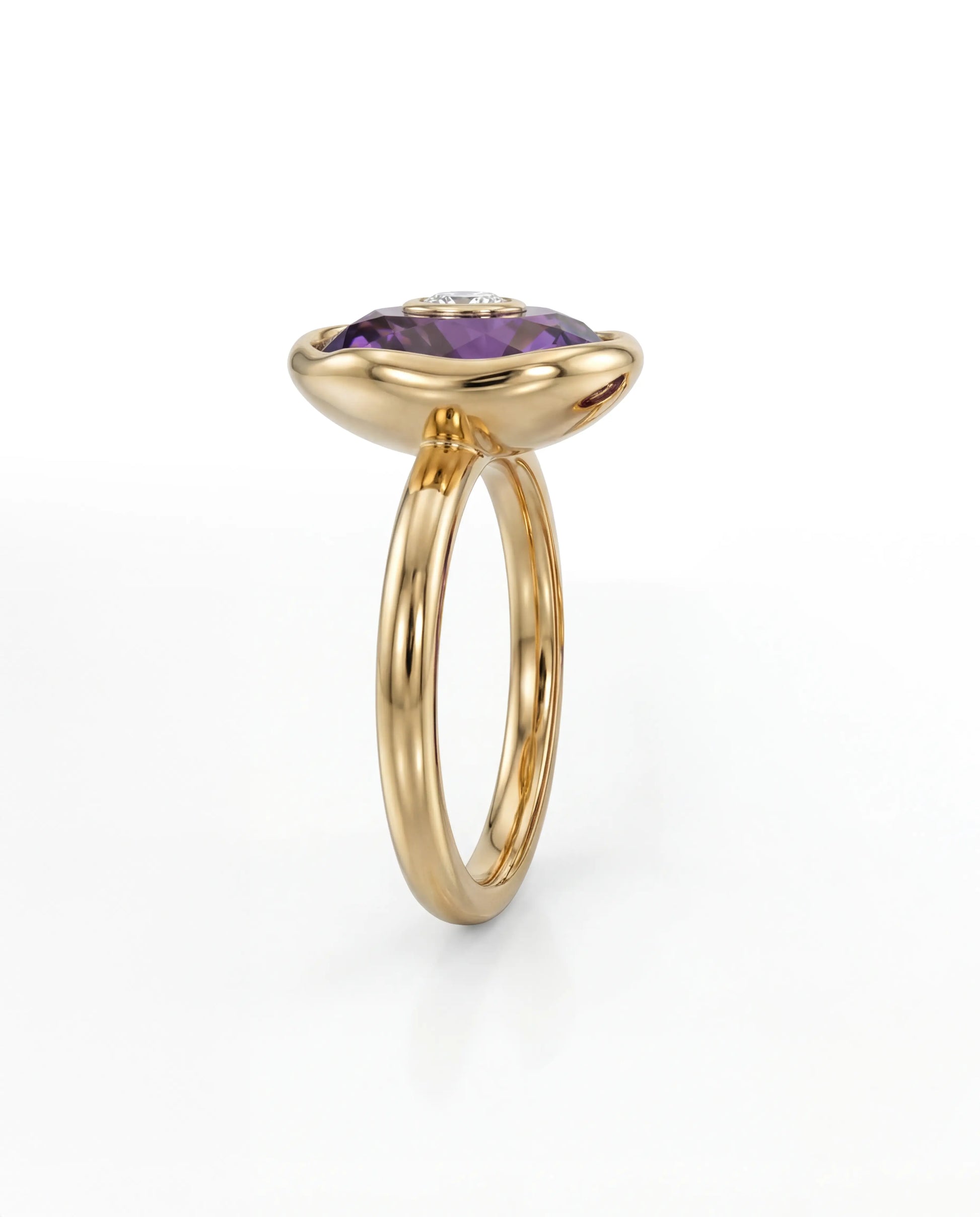 Episode 3: The Oval Ring Soléi
