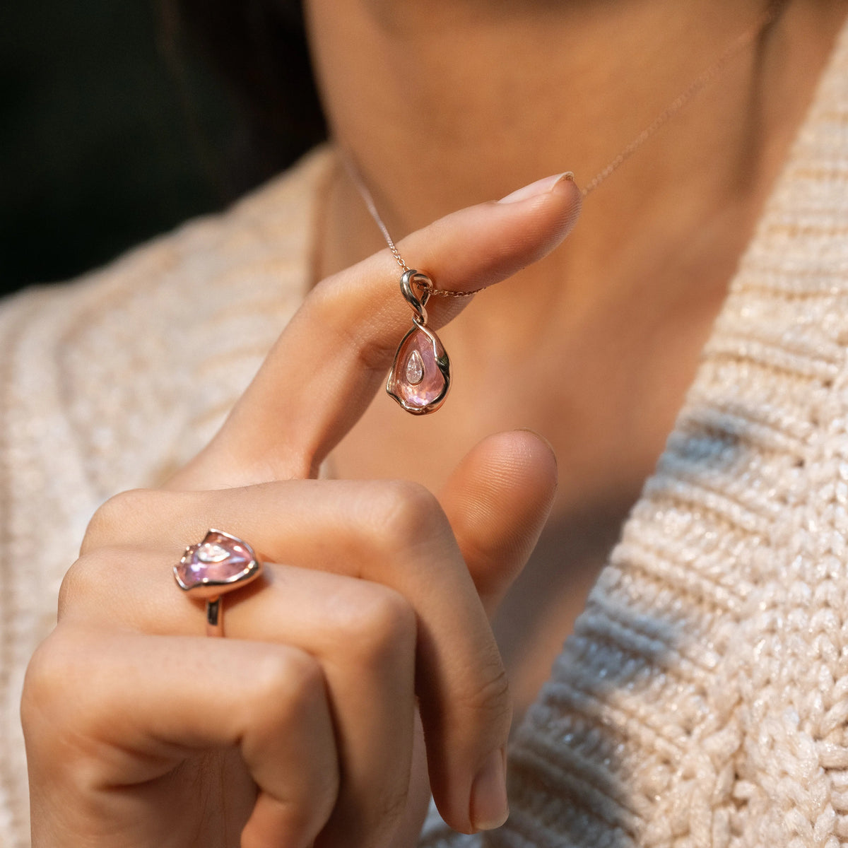Episode 1: The Pear Pendant Soléi